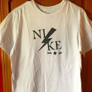 Mens Nike Tee Shirt